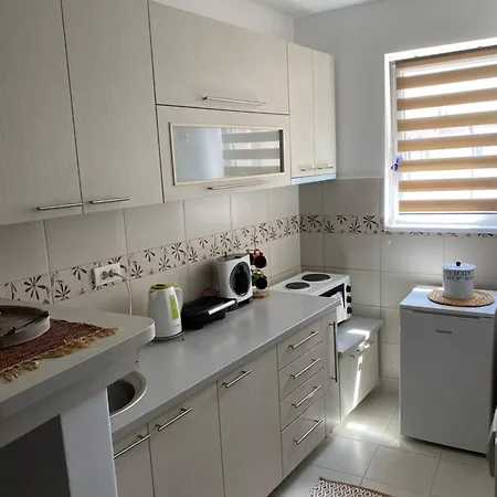 Apartment Mka *
